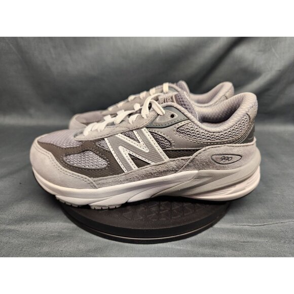 New Balance Boys Sneakers FuelCell 990v6 PC990GL6 Grey White Size 12 NEW NO BOX! - Picture 6 of 13